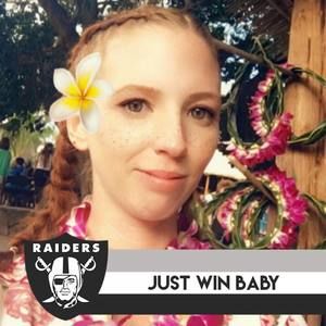 Meet your Posher, Caitlin